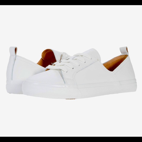 Lucky Brand Shoes - Lucky Brand women size 8 Dansey white Leather sneakers